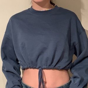 Cropped Zara Crewneck